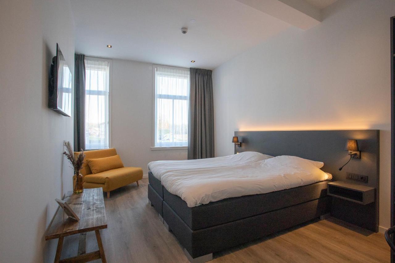Hotel Tholen Kültér fotó