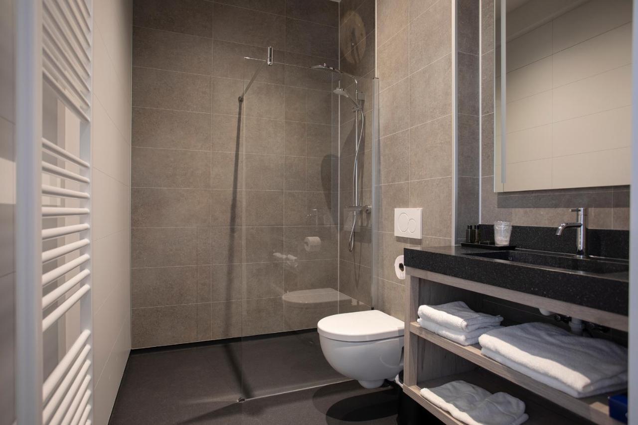 Hotel Tholen Kültér fotó