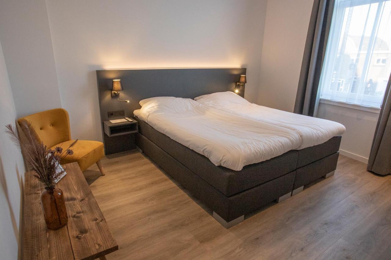 Hotel Tholen Kültér fotó